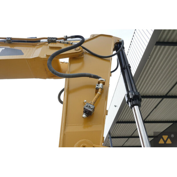 2015 Caterpillar 352FL-41787727