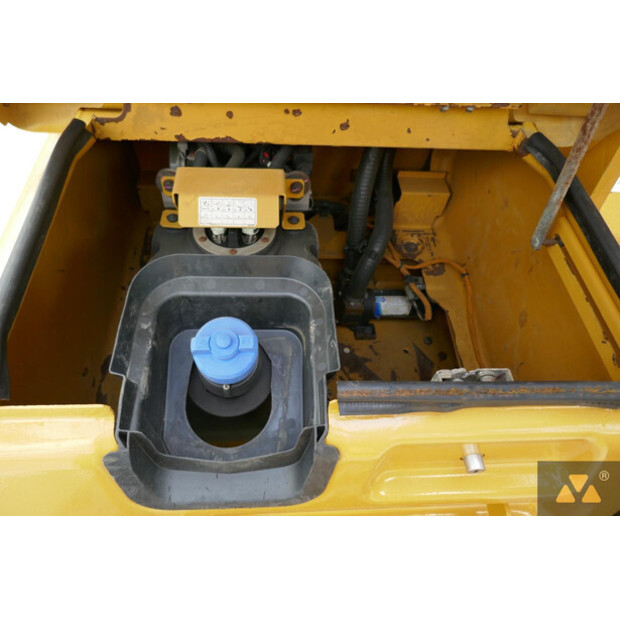 2015 Caterpillar 352FL-41787736