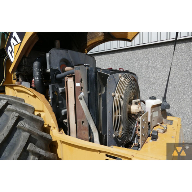 2009 كاتربيلر CP76-41788106