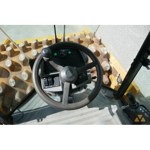 2009 كاتربيلر CP76-41788126