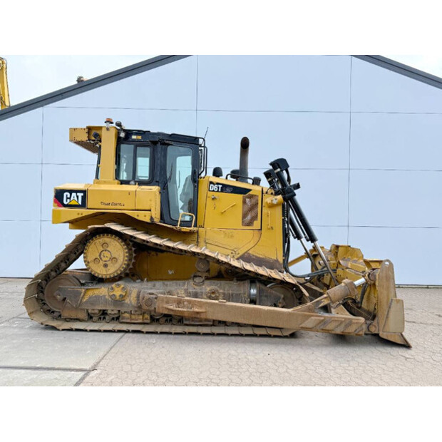 2017 كاتربيلر D6T LGP-41788197