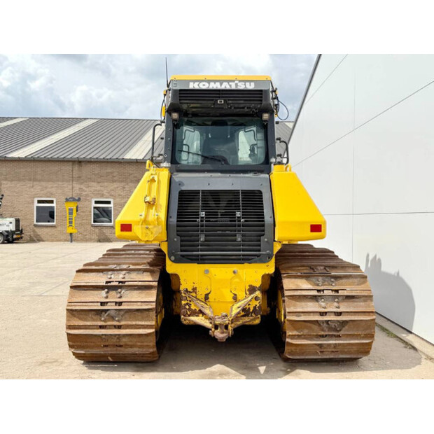 2021 Komatsu D61PXI-24-41788404