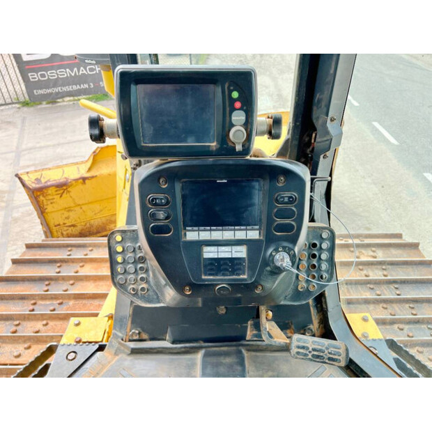 2016 Komatsu D61PXI-24-41788435