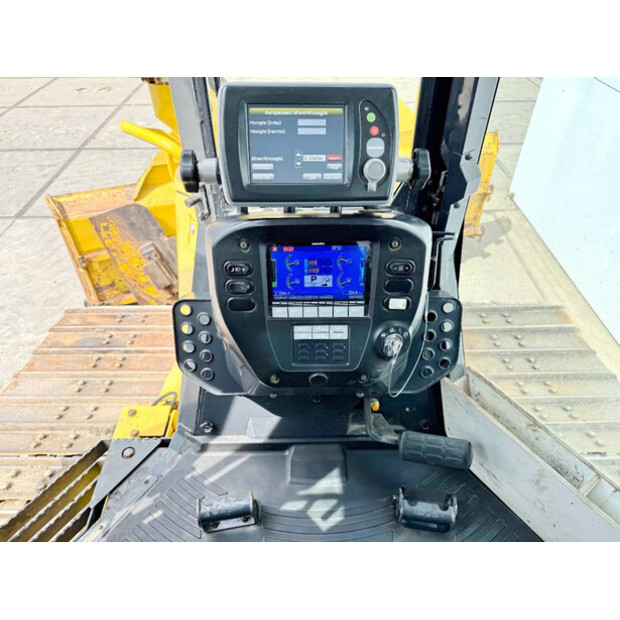 2016 Komatsu D61PXI-24-41788455
