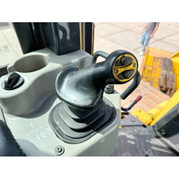 2016 Komatsu D61PXI-24-41788458