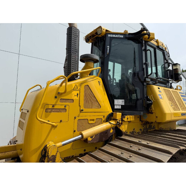2016 Komatsu D61PXI-24-41788461