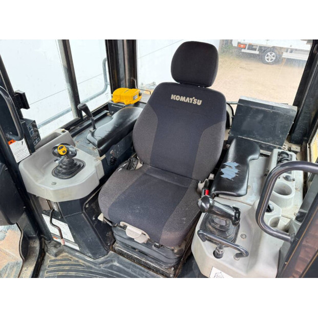 2020 كوماتسو D61PXI-24-41788541