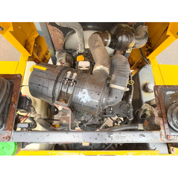 2011 Thwaites MACH444-41788707
