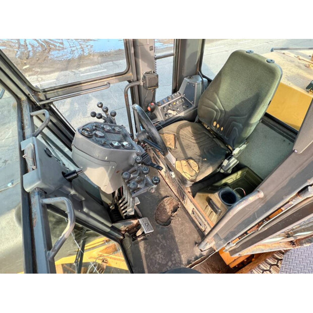 2002 Volvo G740B-41788807