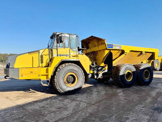 صورة ل شاحنات قلابة مفصلية 2008 كوماتسو HM400-2