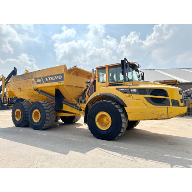2018 فولفو A45G-41789365