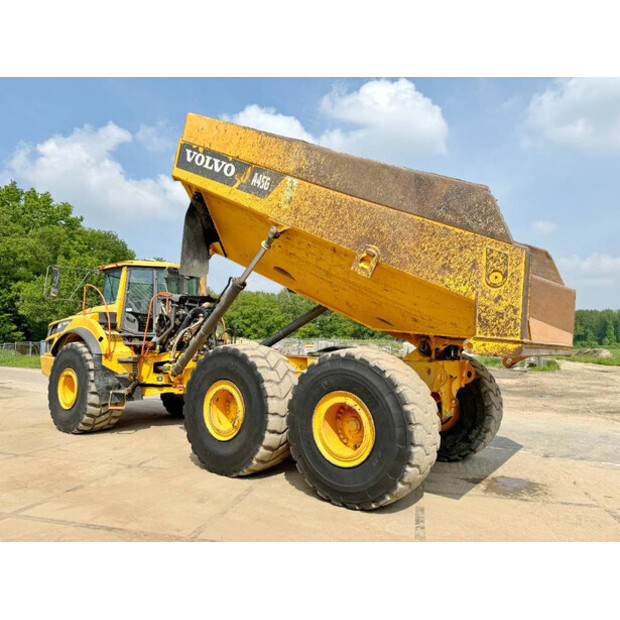 2018 فولفو A45G-41789370
