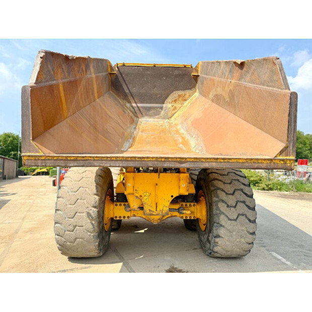 2018 فولفو A45G-41789371