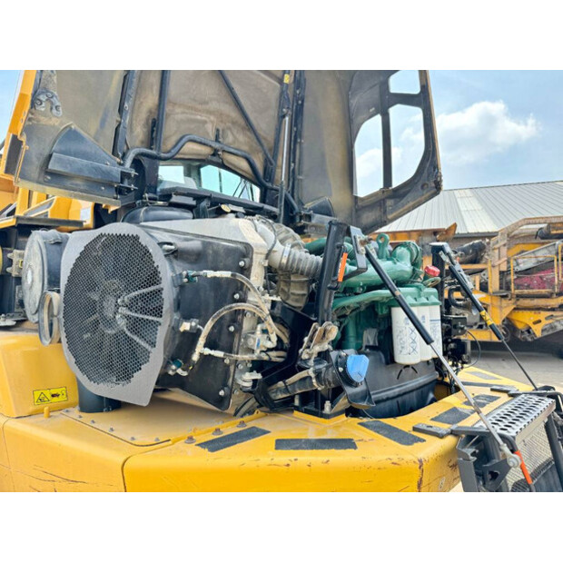2018 فولفو A45G-41789380