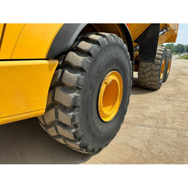 2018 فولفو A45G-41789384