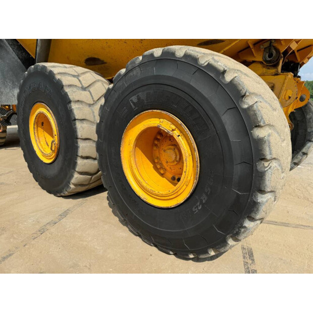 2018 فولفو A45G-41789385