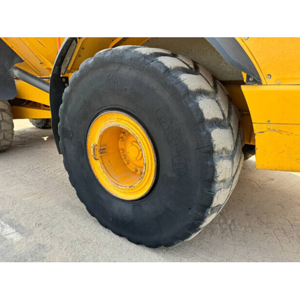 2018 فولفو A45G-41789387