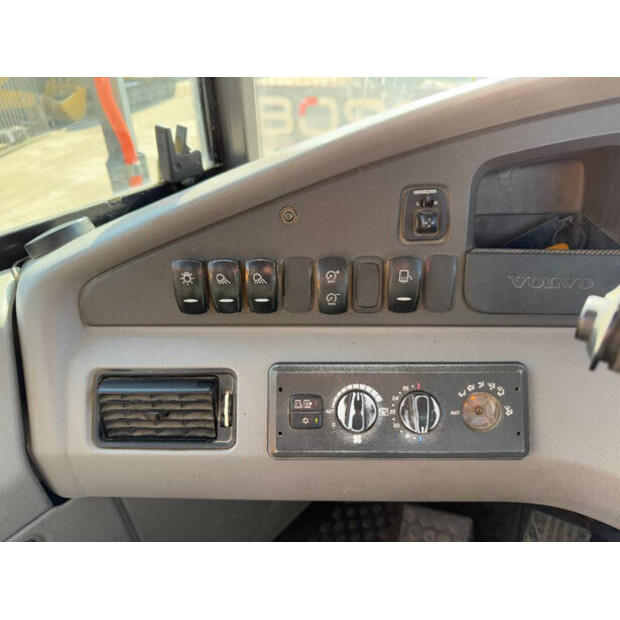 2017 Volvo A60H-41789400