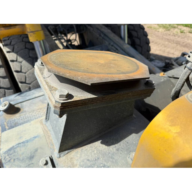 2008 Komatsu HD405-7-41789497