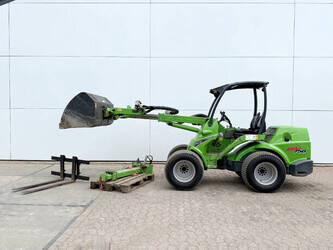 Image for WHEEL LOADERS 2019 Avant M750