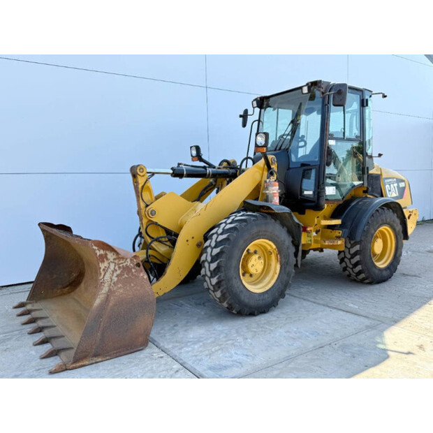 2010 كاتربيلر 908H-41789590