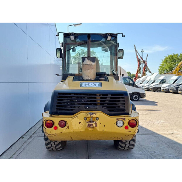 2010 كاتربيلر 908H-41789592
