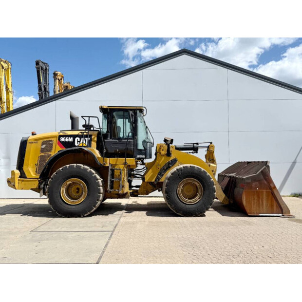 2018 Caterpillar 966M-41789975