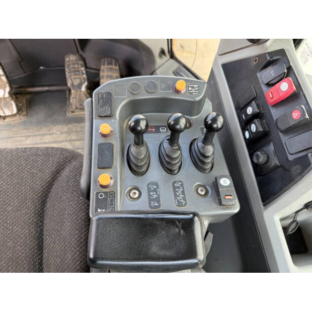 2018 Caterpillar 966M-41789980