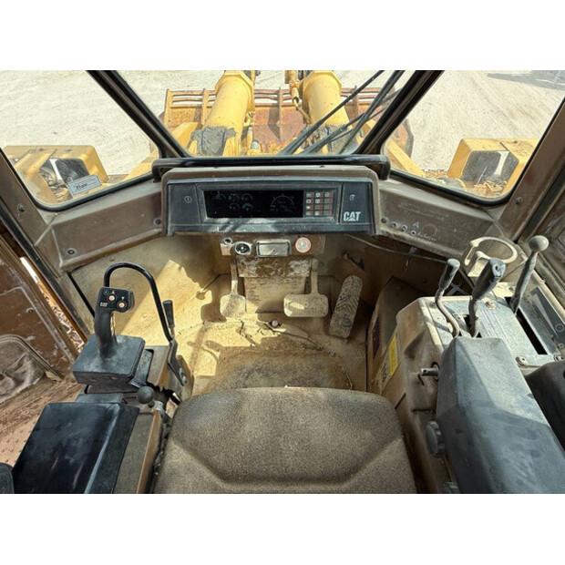 1992 كاتربيلر 988F-41790108