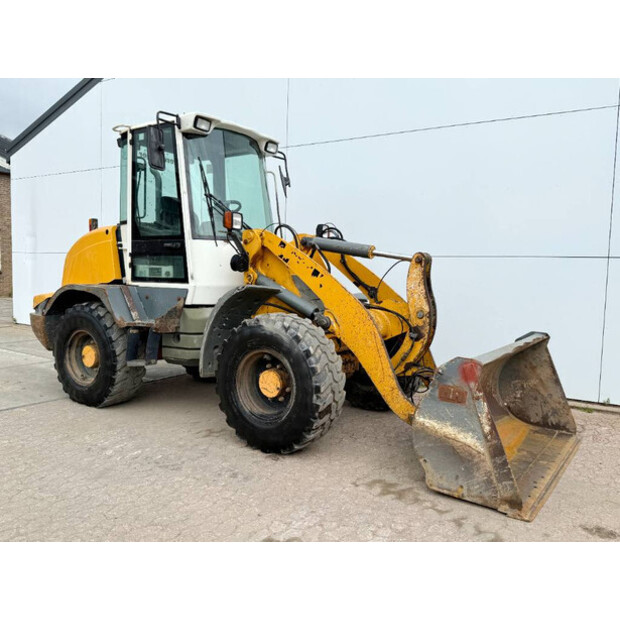 2012 ليبهير L509-41790370