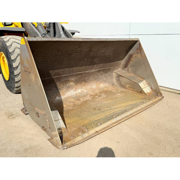 2021 Volvo L110H-41790407