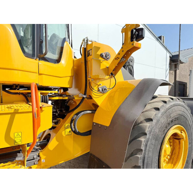 2021 Volvo L110H-41790420