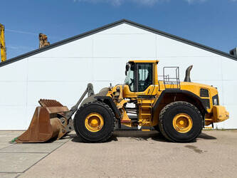 Image for WHEEL LOADERS 2013 Volvo L220G