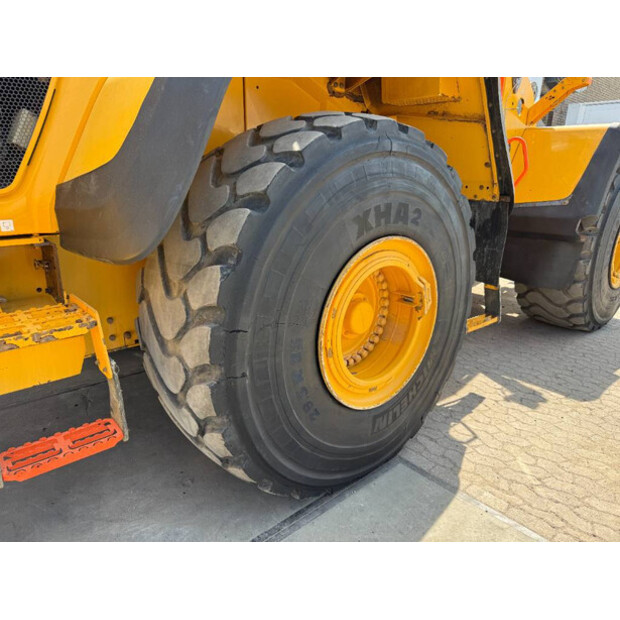 2018 فولفو L220H-41790560