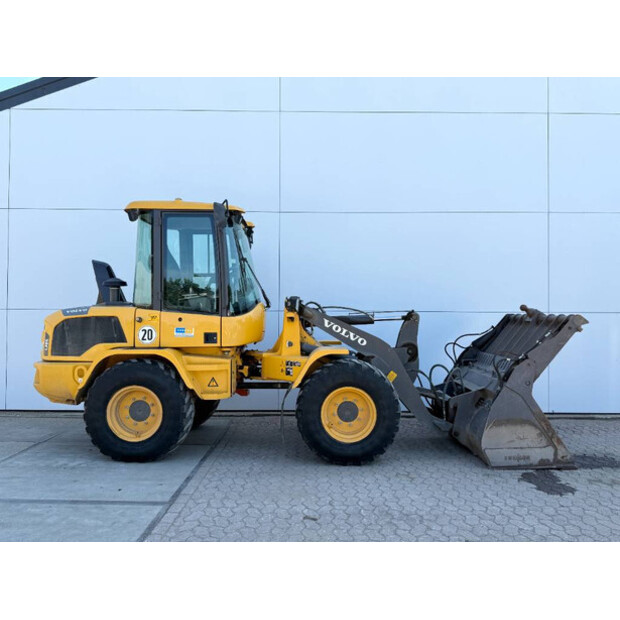 2021 Volvo L30G-41790607