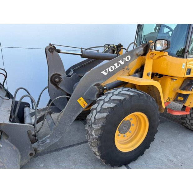 2021 Volvo L30G-41790620