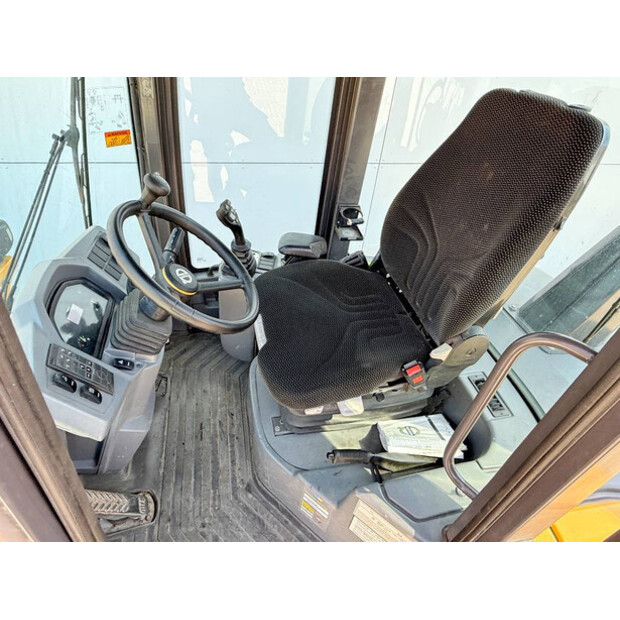 2021 Volvo L30G-41790642