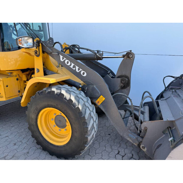 2021 Volvo L30G-41790654