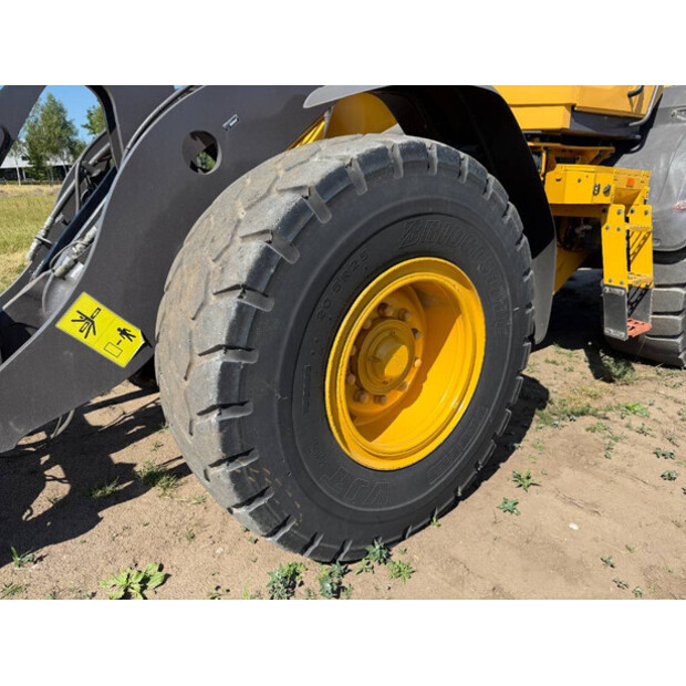 2015 فولفو L60H-41790776