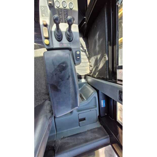 2015 Caterpillar 966H-41790830