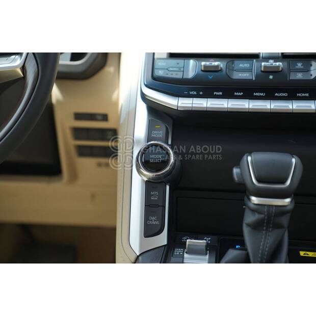 Toyota LAND CRUISER-41796473