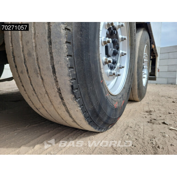 2012 كارنيهل CSS/AL-41804940