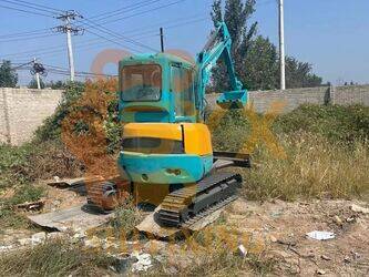 صورة ل حفارات مجنزرة 2024 كوبوتا KX135