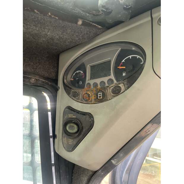 2023 BOBCAT S220-41805409