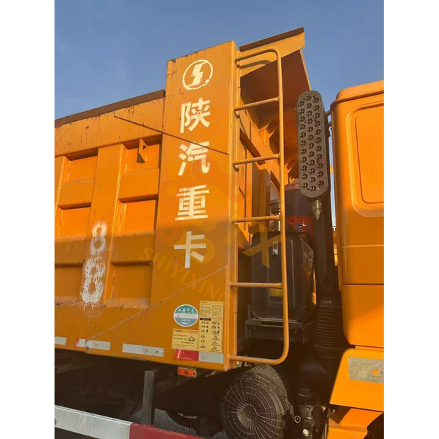 2021 SHACMAN F3000-41805581