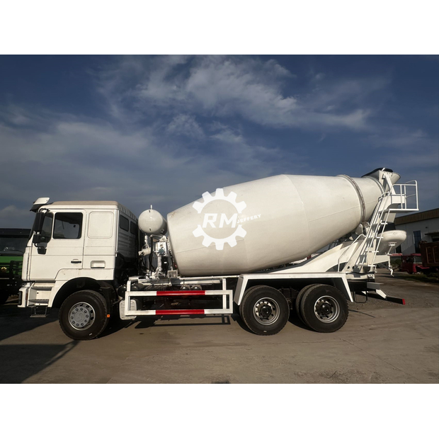 2025 SHACMAN F3000-41805674