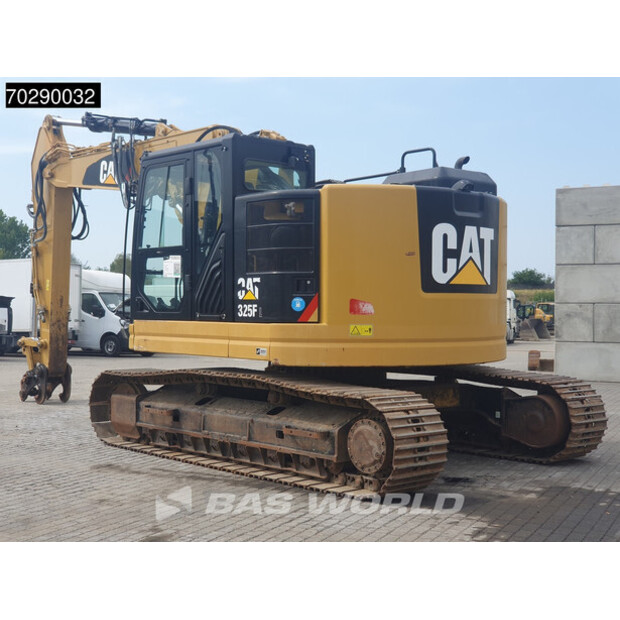 2018 Caterpillar 325FL-41806355