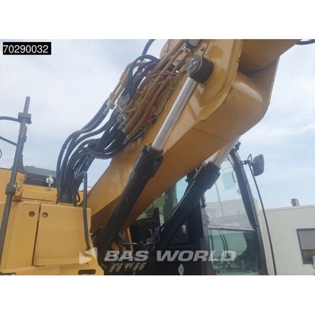 2018 Caterpillar 325FL-41806364
