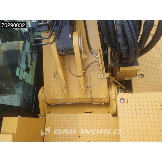 2018 Caterpillar 325FL-41806373