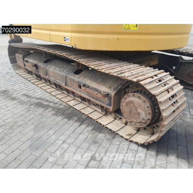 2018 Caterpillar 325FL-41806379